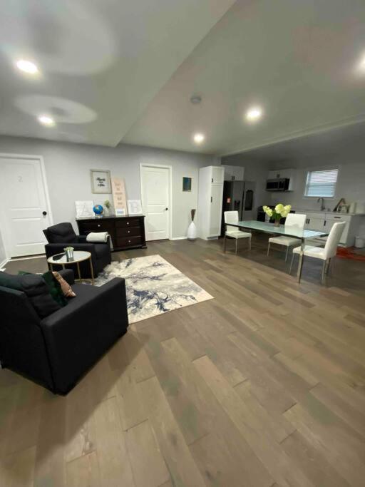 Вілла Modern 3Bed 2Bath Ranch With Diy Art Porch 3Tvs And Huge Front Yard To Enjoy! Кельюмет-Сіті Екстер'єр фото